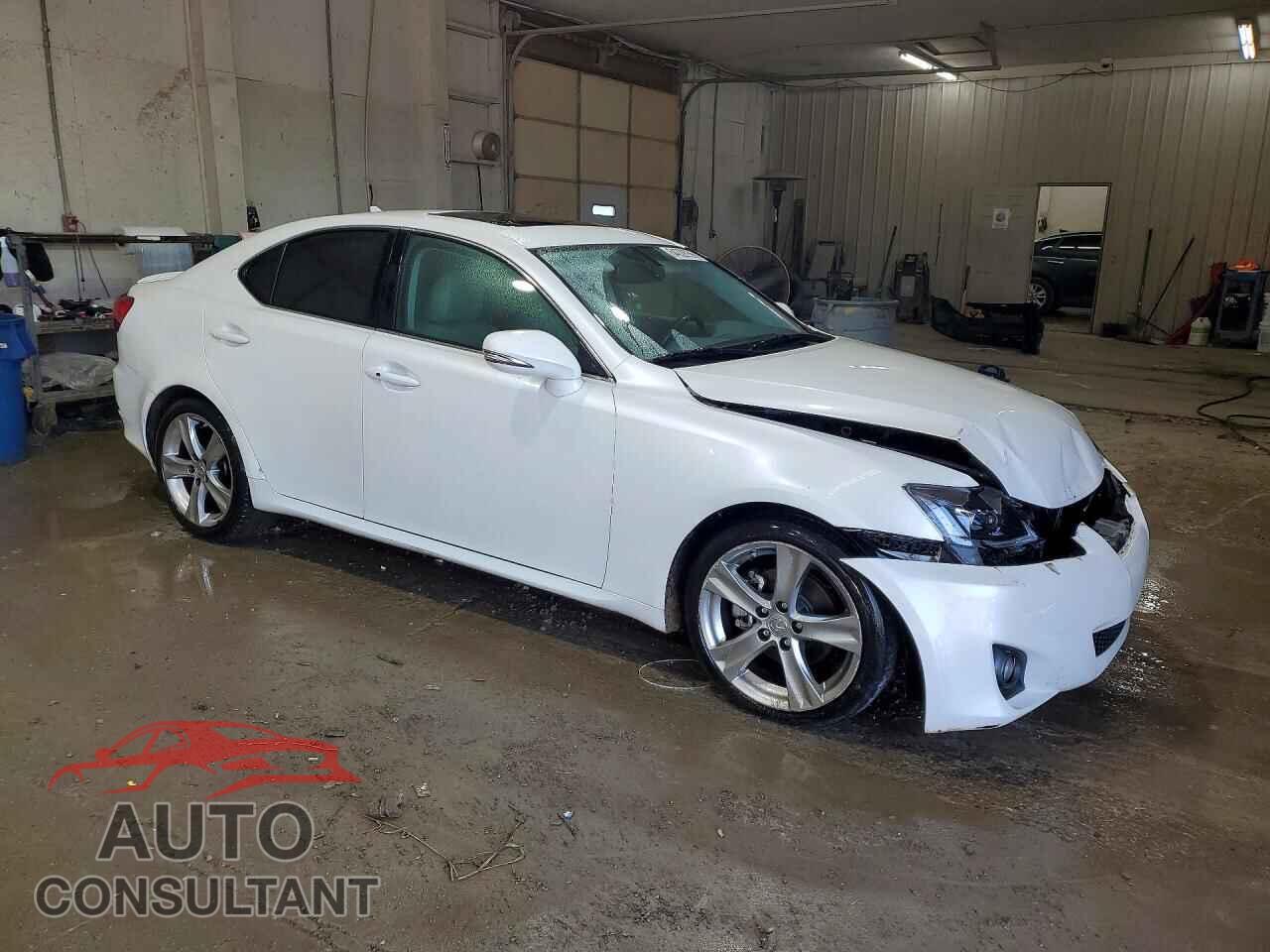 LEXUS IS 2011 - JTHBF5C25B5134704