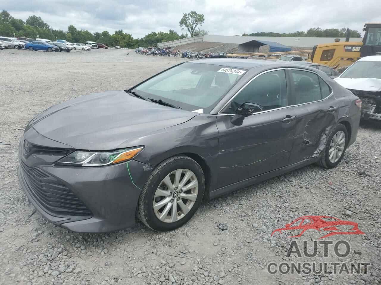 TOYOTA CAMRY 2018 - 4T1B11HK0JU054650