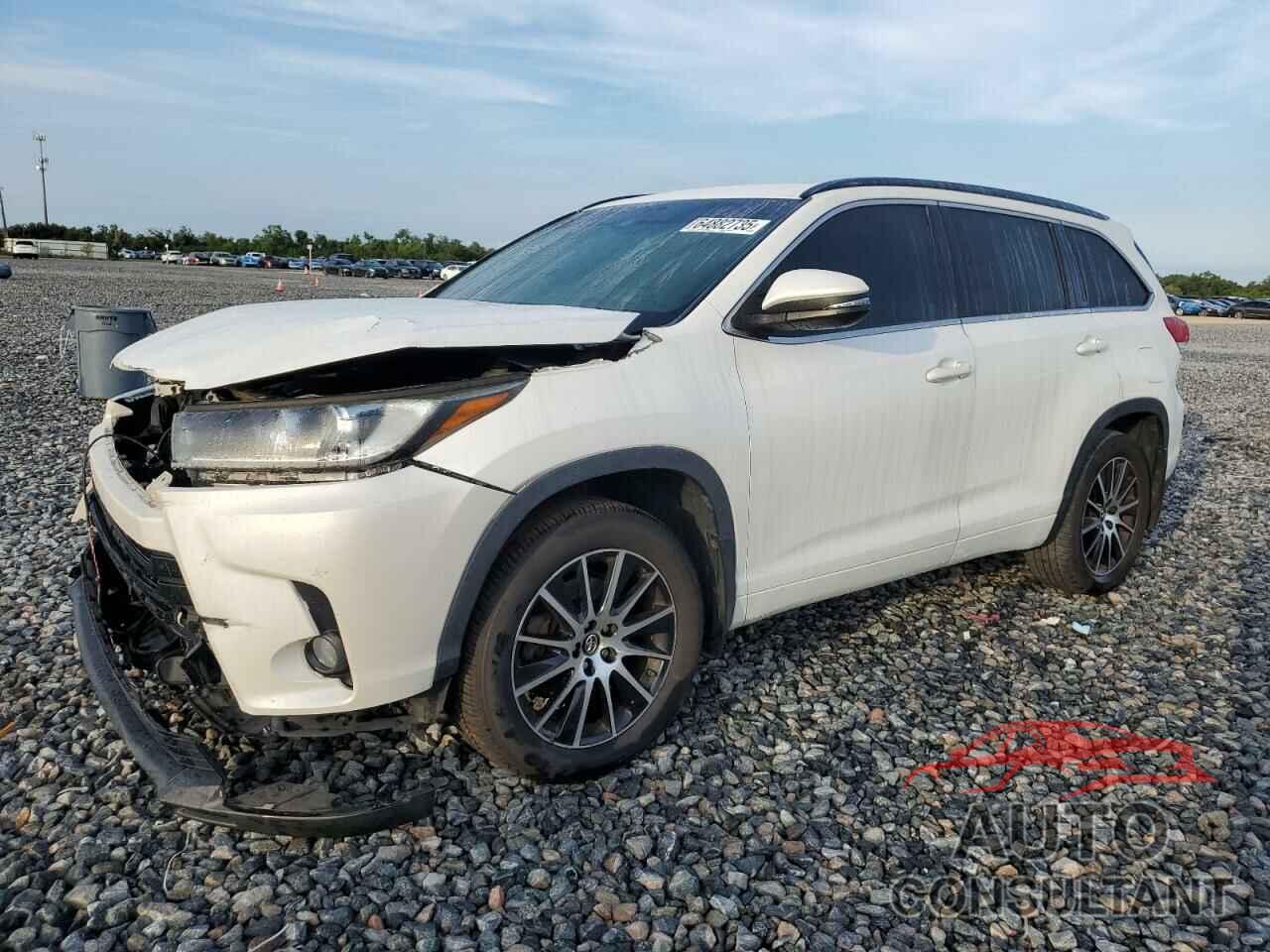TOYOTA HIGHLANDER 2018 - 5TDJZRFH9JS823259