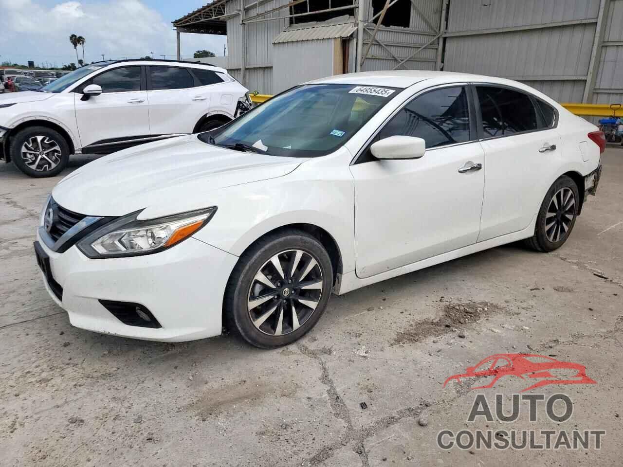NISSAN ALTIMA 2018 - 1N4AL3AP3JC270452