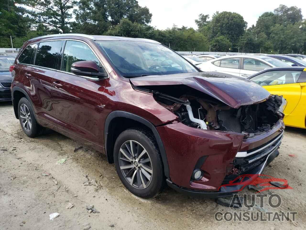 TOYOTA HIGHLANDER 2018 - 5TDJZRFH7JS489832