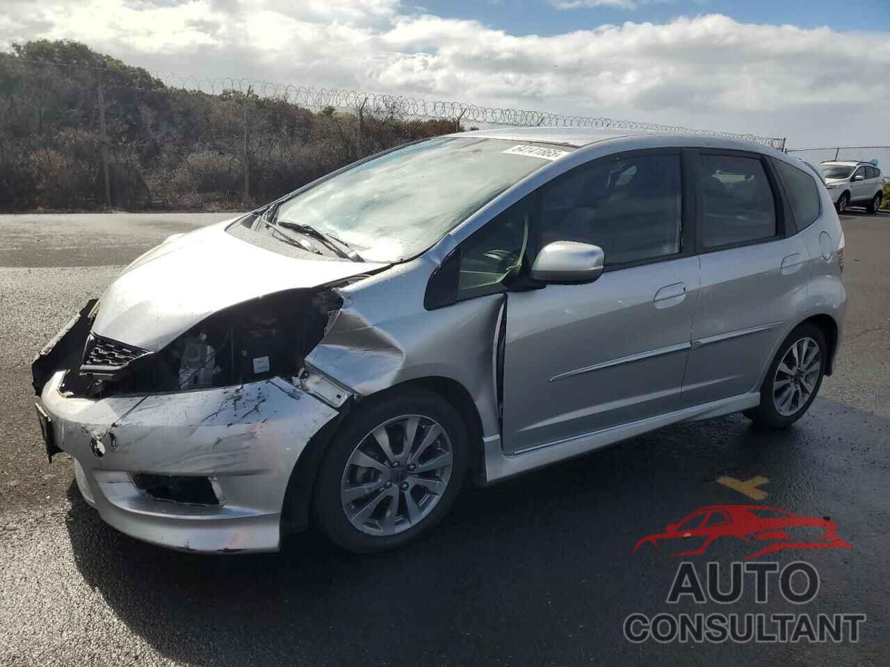 HONDA FIT 2013 - JHMGE8H58DC037542