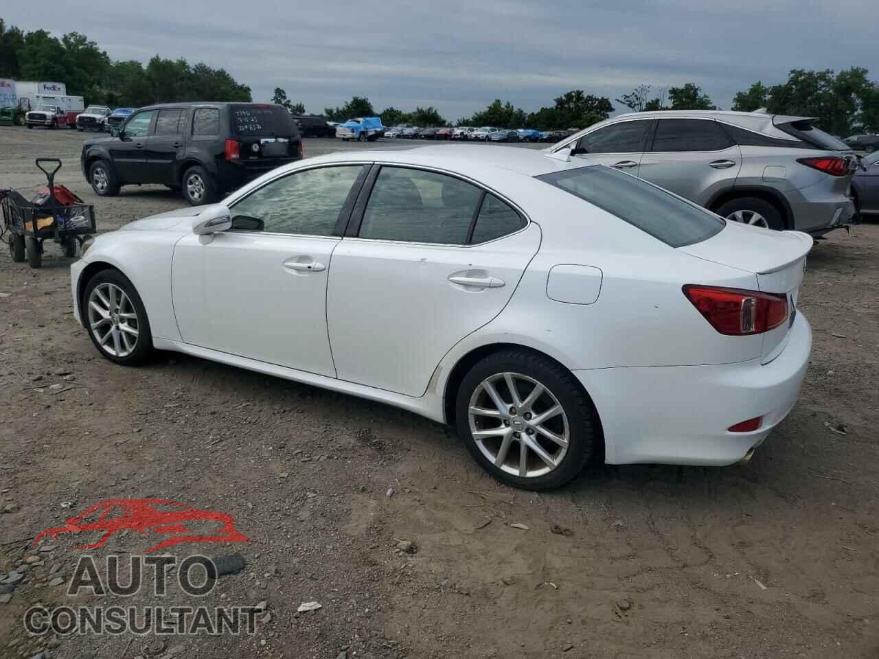 LEXUS IS 2012 - JTHCE5C20C5002247