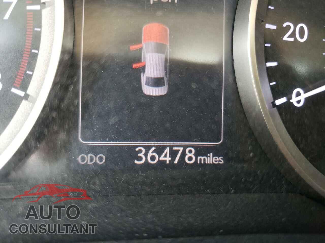 LEXUS IS 2016 - JTHBA1D2XG5018055