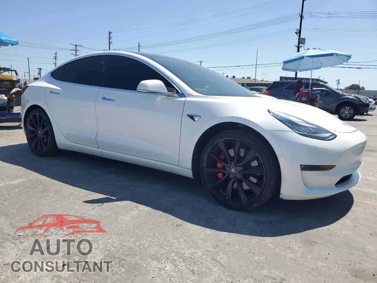 TESLA MODEL 3 2019 - 5YJ3E1EB5KF438676