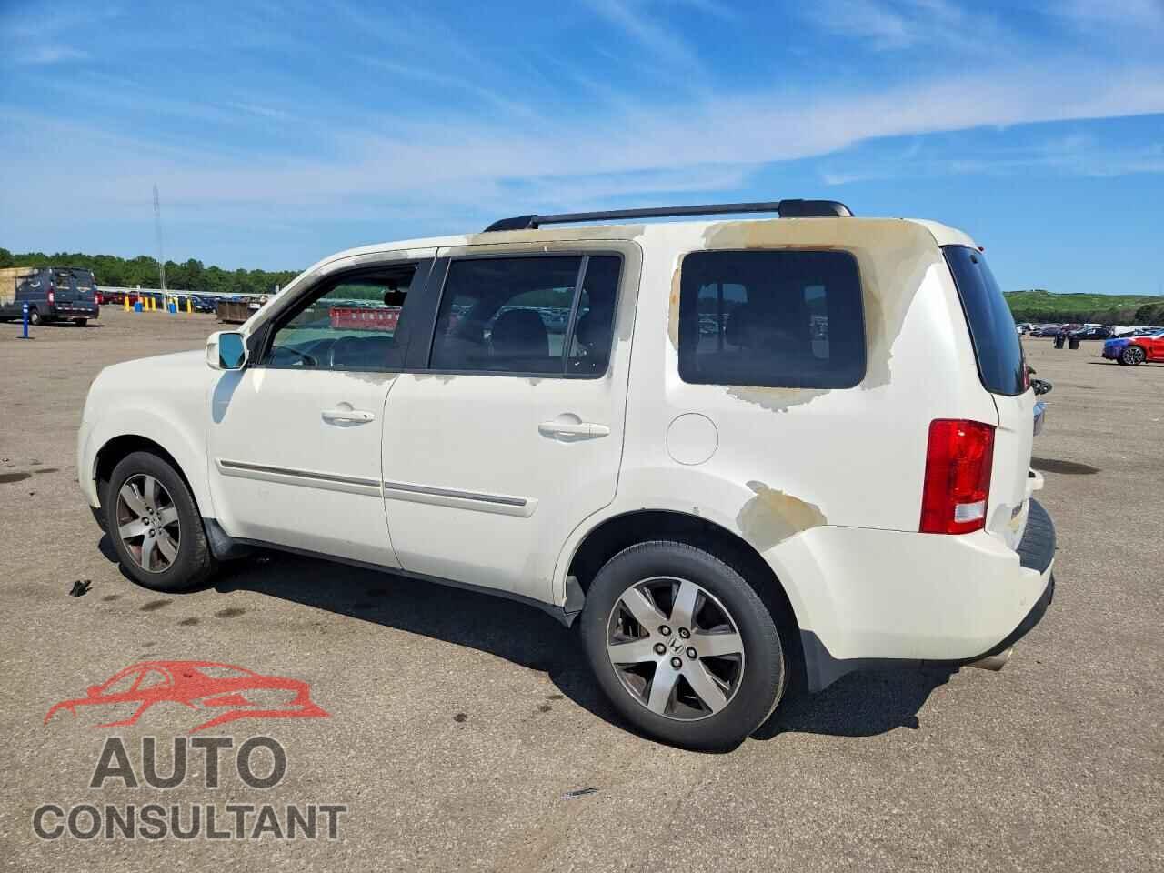 HONDA PILOT 2013 - 5FNYF4H93DB024134