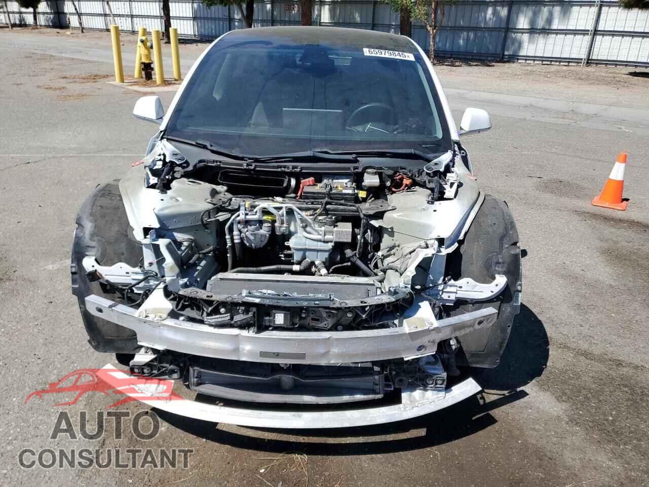 TESLA MODEL 3 2020 - 5YJ3E1EA6LF504211