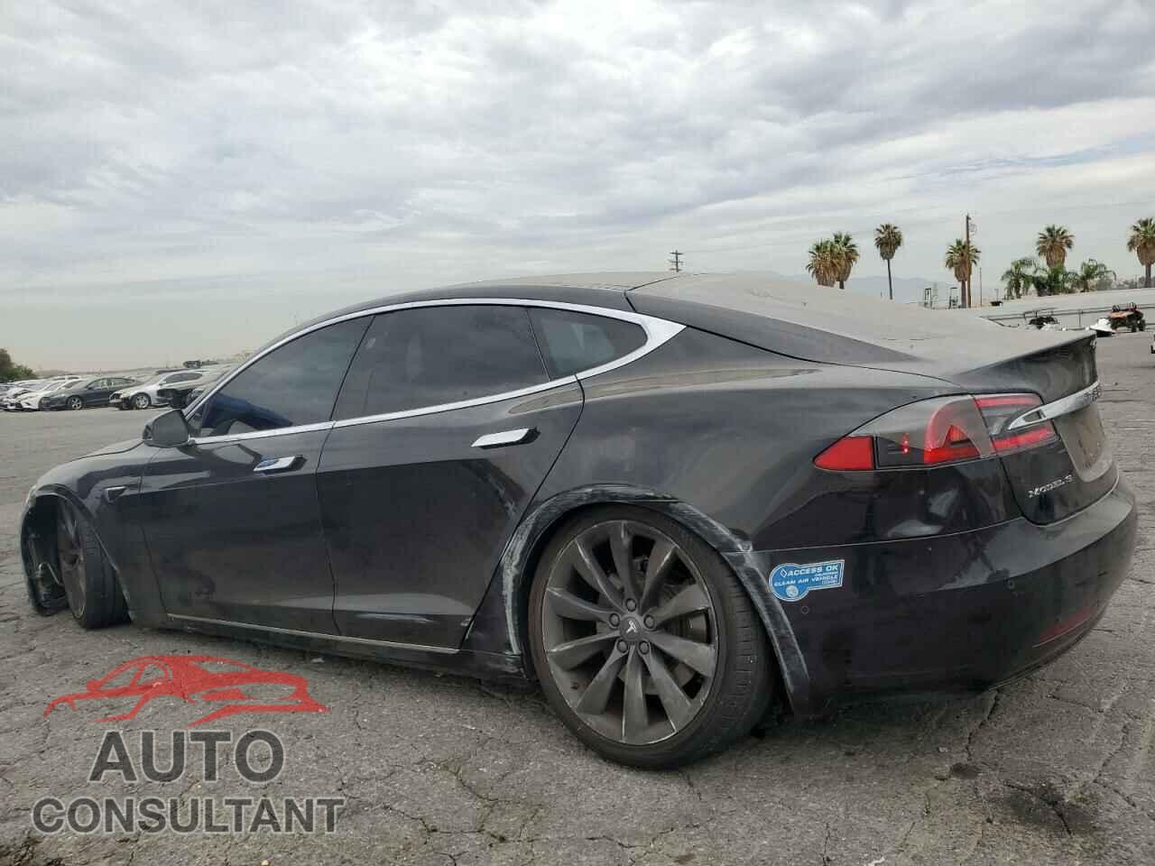 TESLA MODEL S 2016 - 5YJSA1E28GF172648
