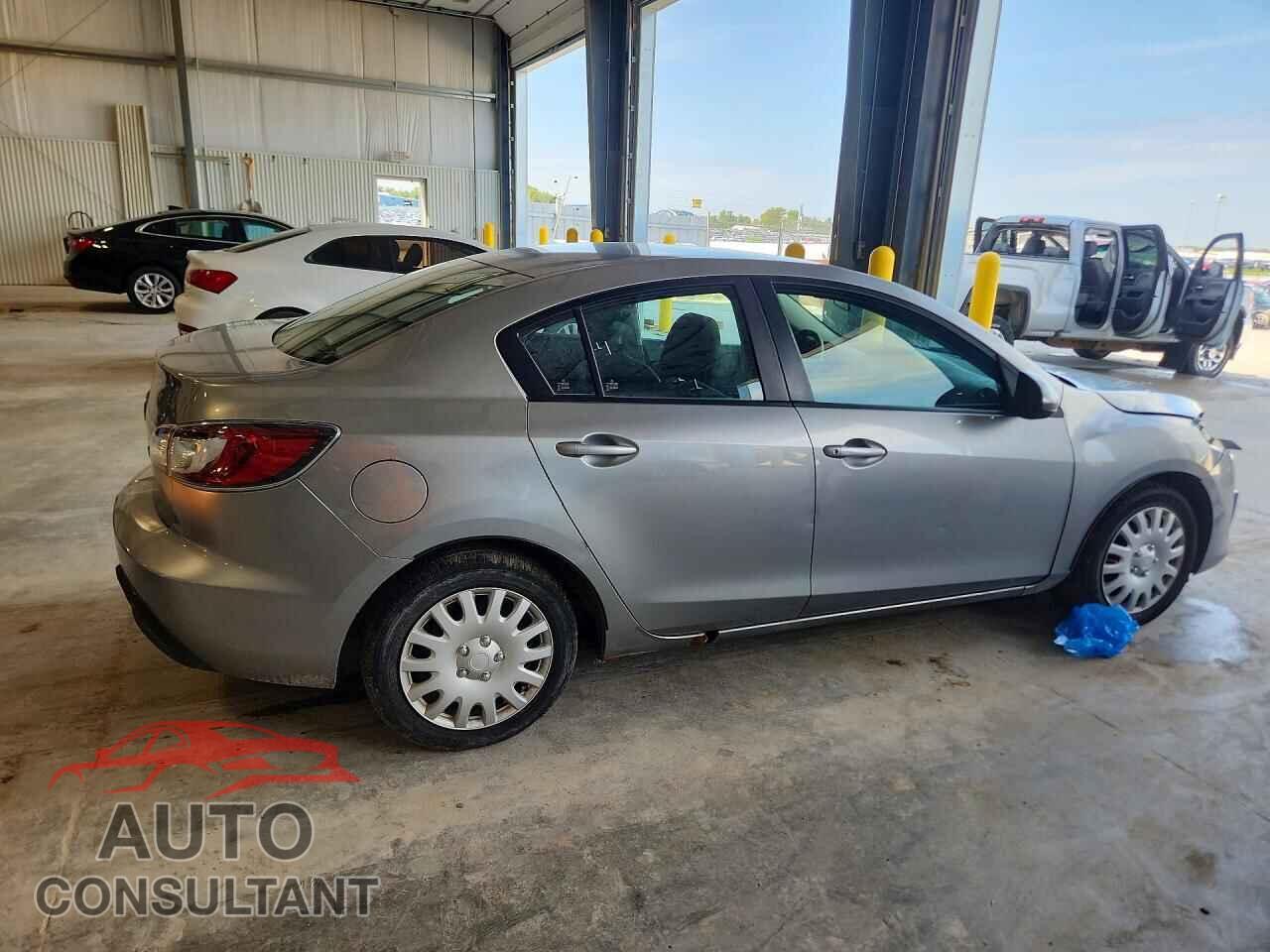 MAZDA 3 2010 - JM1BL1SF8A1161196