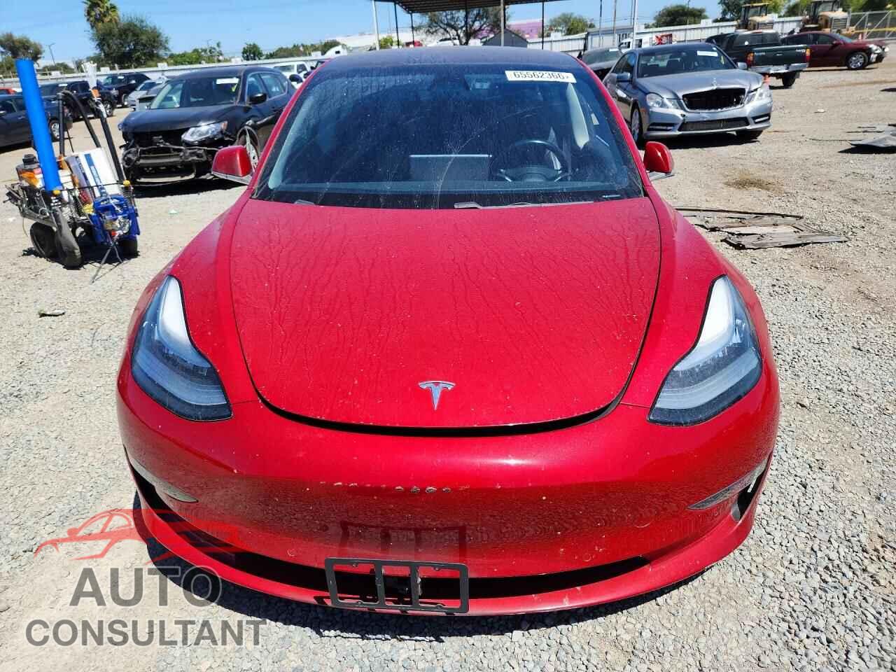 TESLA MODEL 3 2018 - 5YJ3E1EA9JF024371