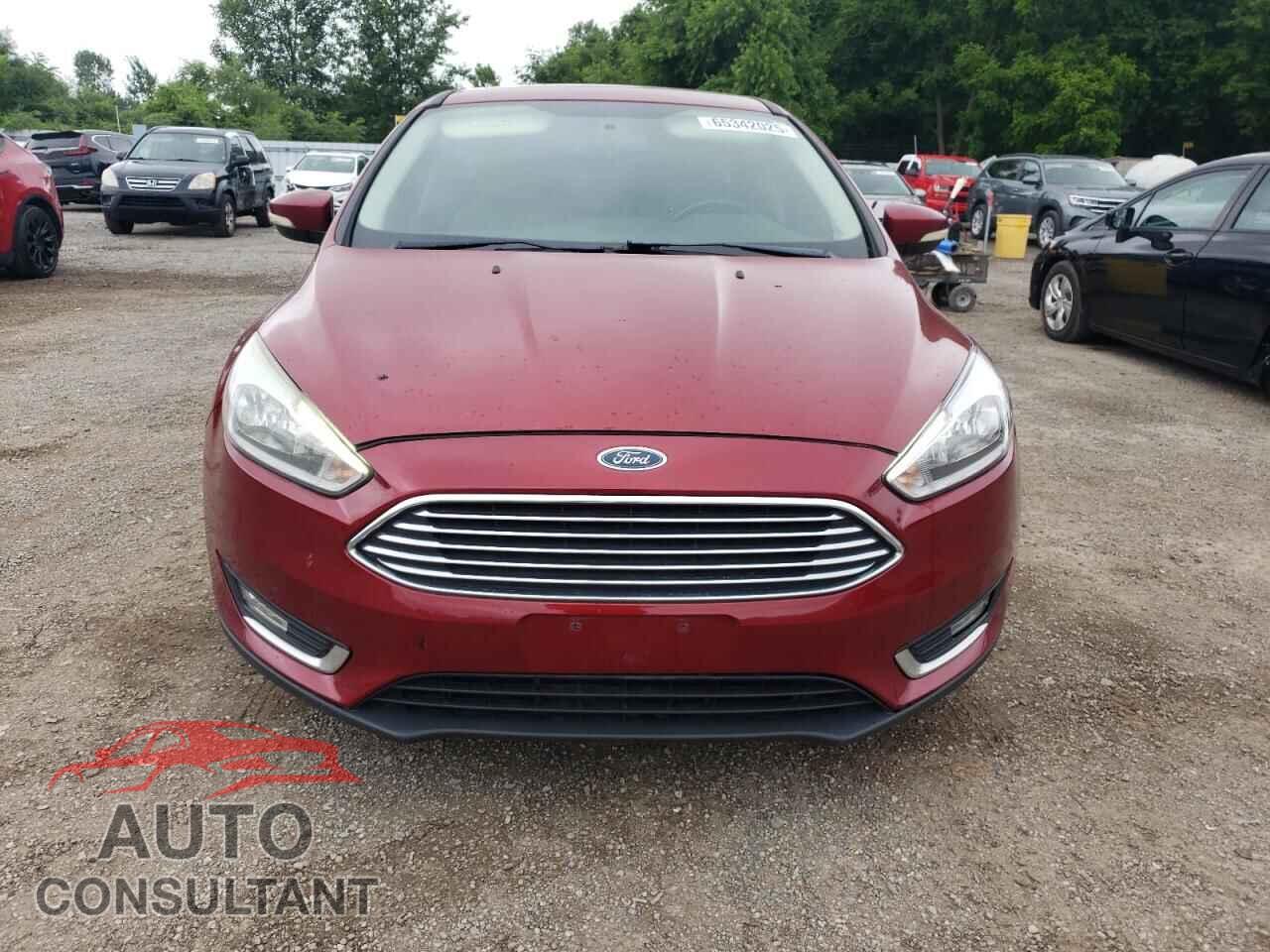 FORD FOCUS 2015 - 1FADP3N23FL368551