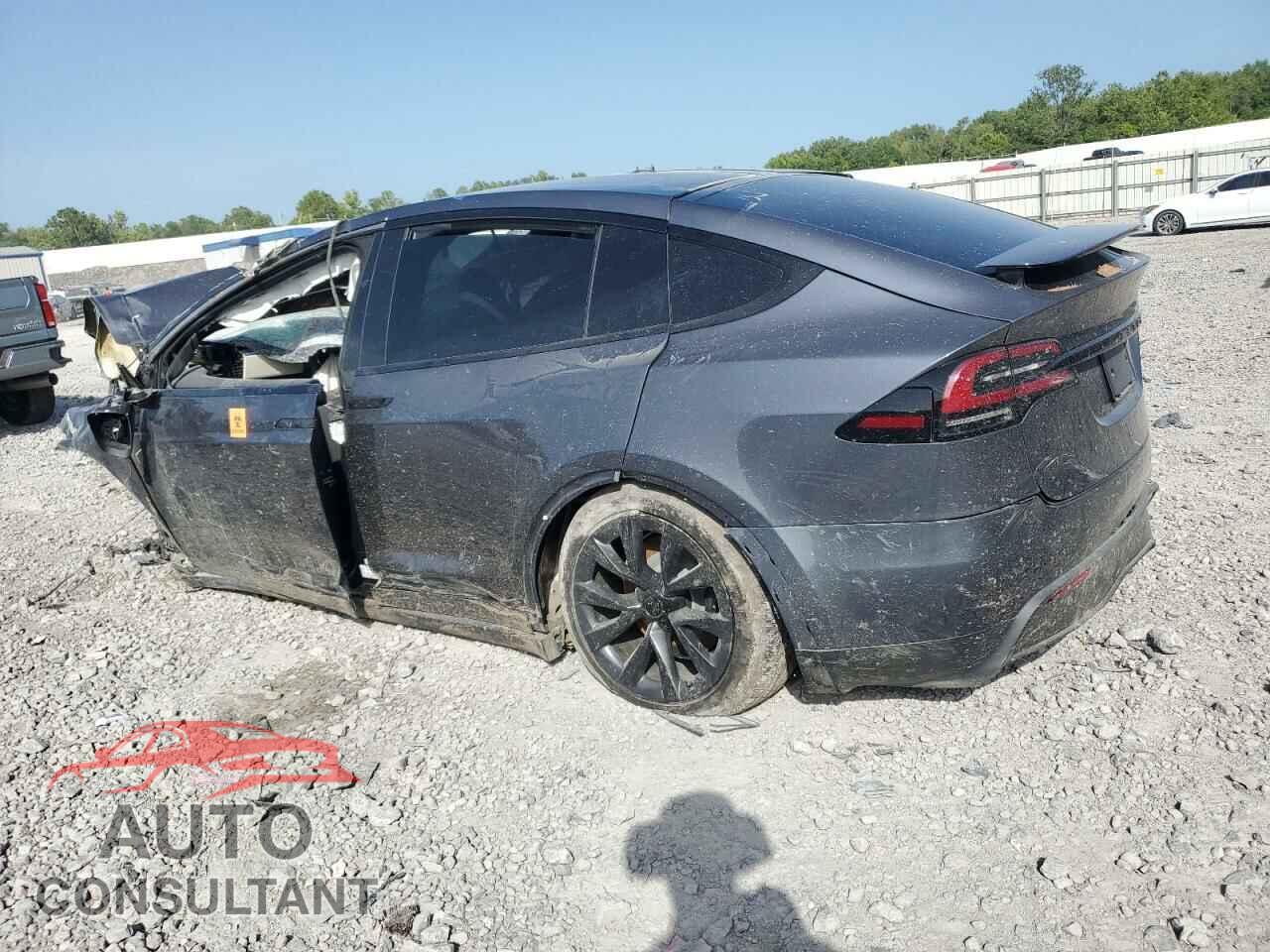 TESLA MODEL X 2023 - 7SAXCBE65PF373483