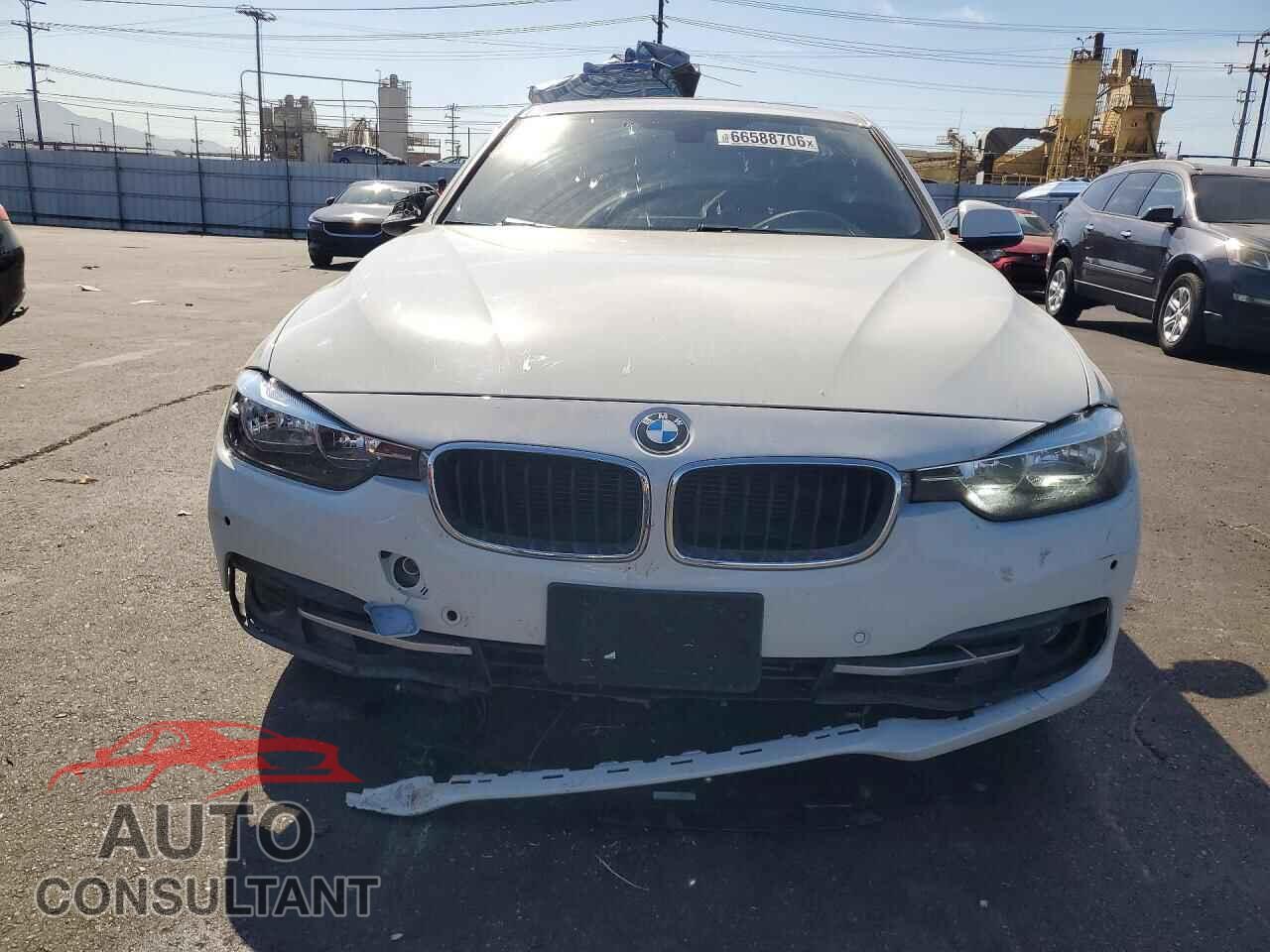 BMW 3 SERIES 2016 - WBA8E9G52GNU29810