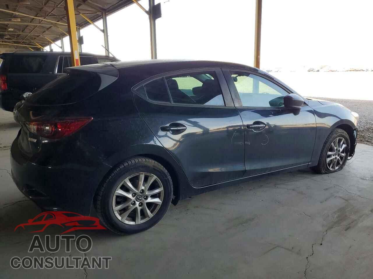 MAZDA 3 2017 - 3MZBN1K72HM102674