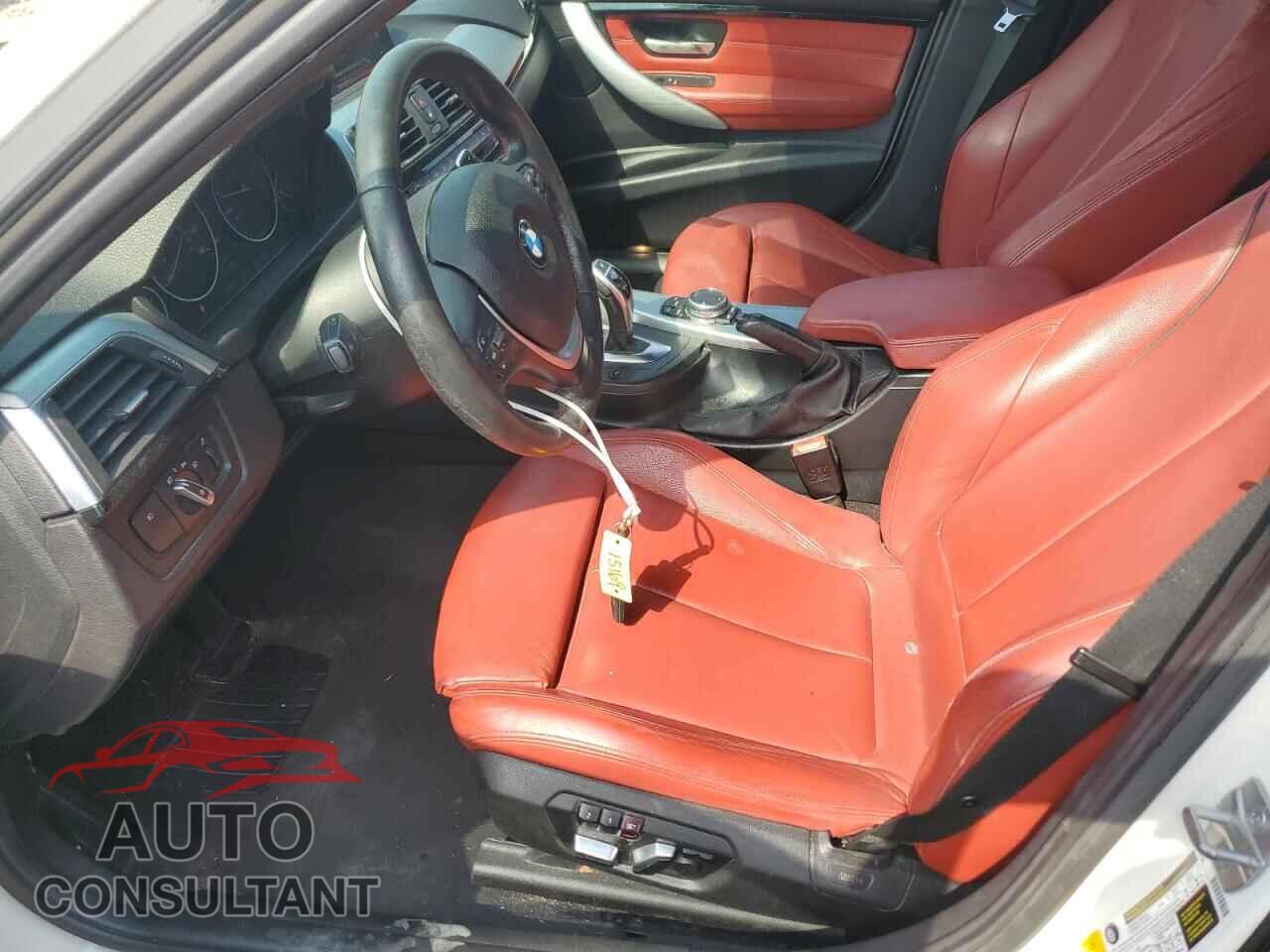 BMW 3 SERIES 2016 - WBA8E9G5XGNU29330