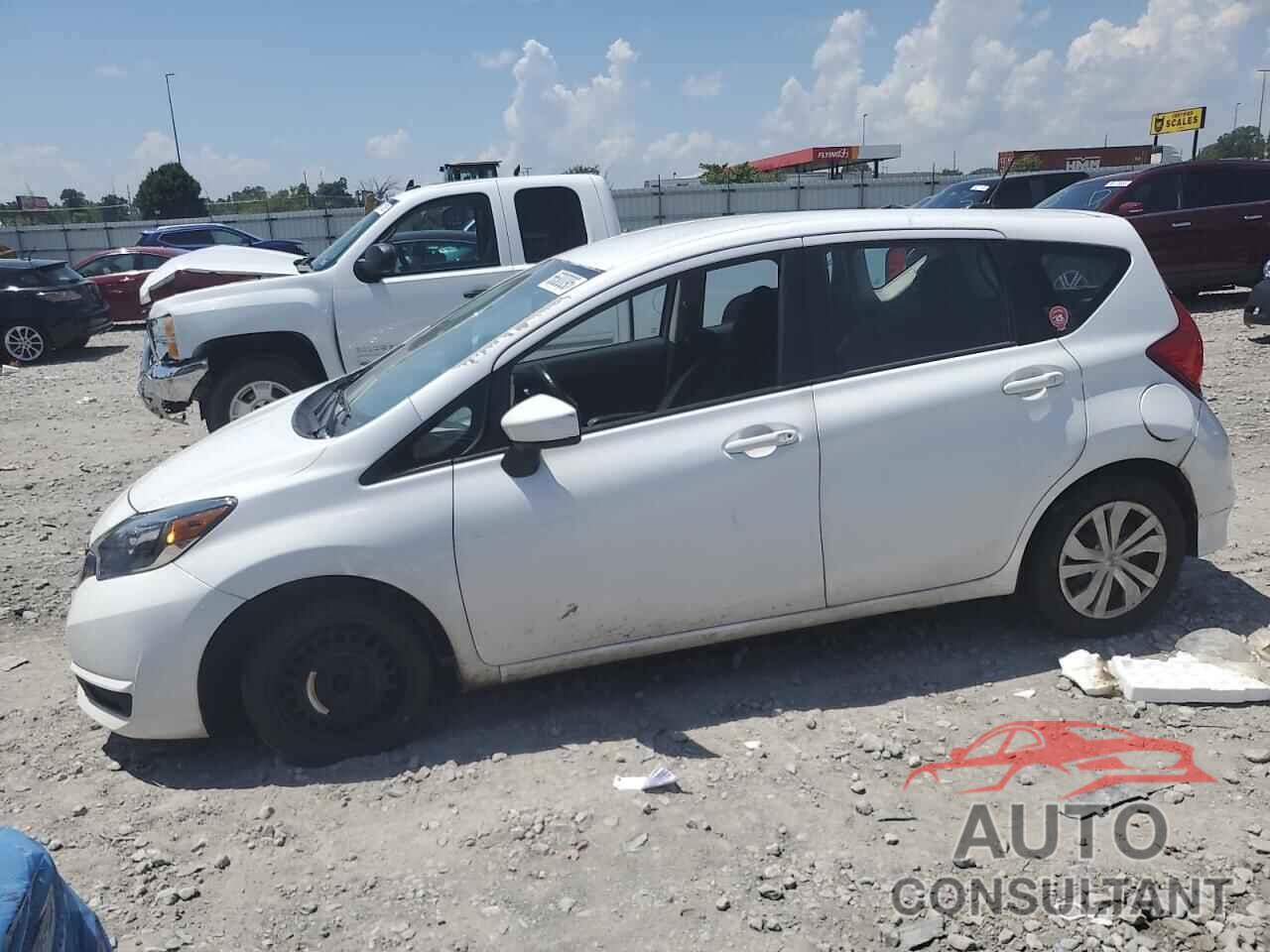 NISSAN VERSA 2018 - 3N1CE2CP8JL364970