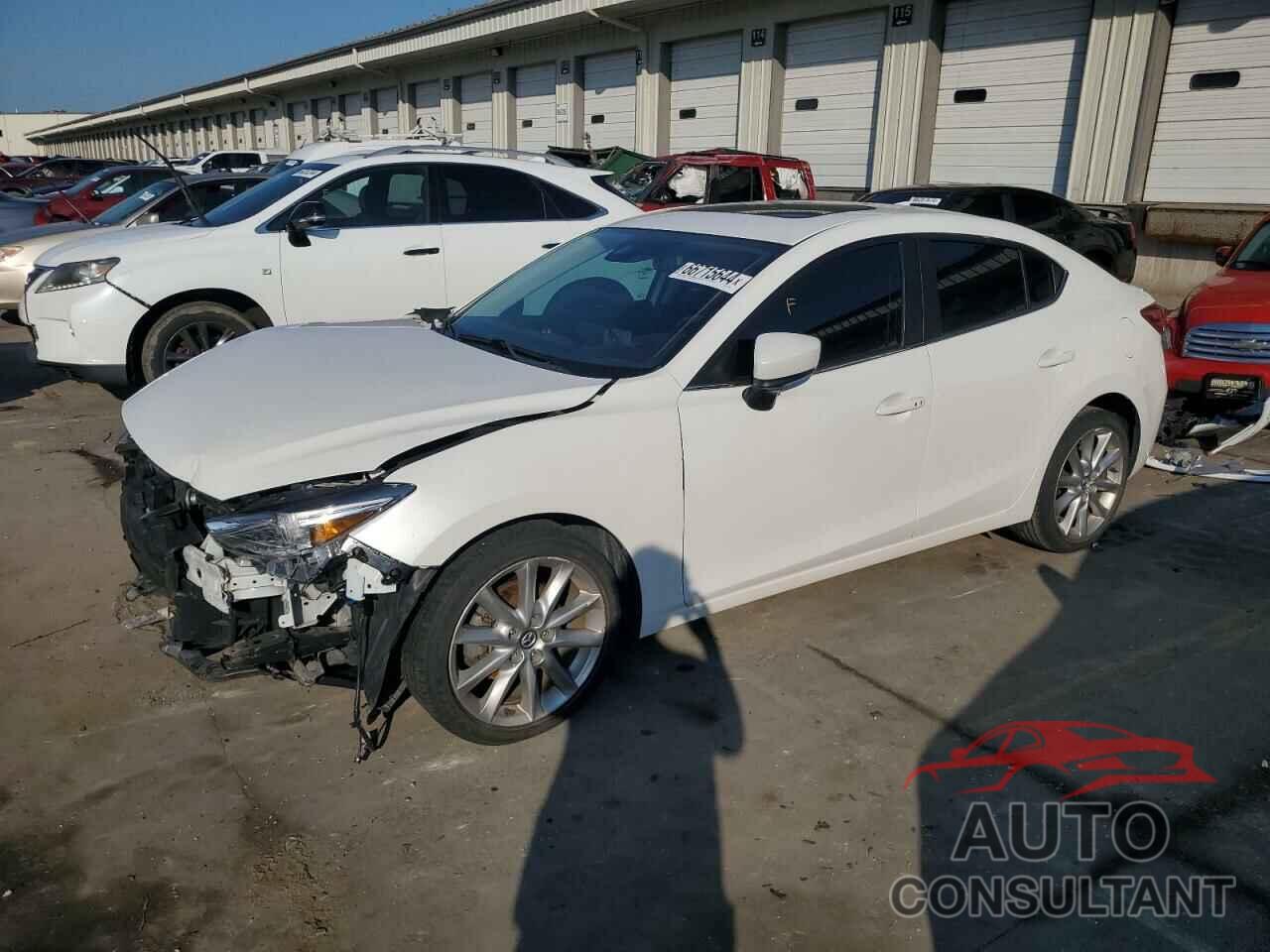 MAZDA 3 2017 - 3MZBN1W35HM137393