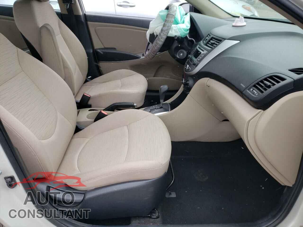 HYUNDAI ACCENT 2017 - KMHCT4AE4HU232669