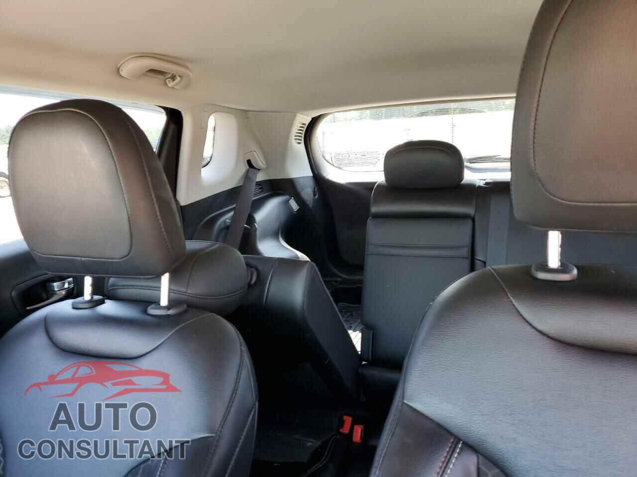 JEEP COMPASS 2020 - 3C4NJDBB9LT120122