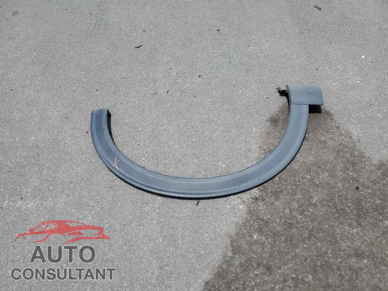 FORD EXPLORER 2021 - 1FMSK7BH2MGB60680