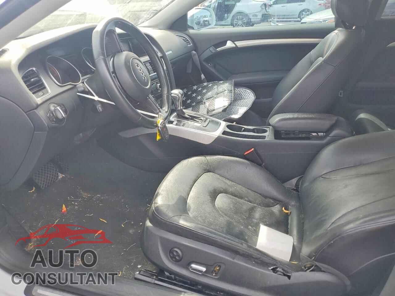 AUDI A5 2013 - WAUCFAFR4DA066135