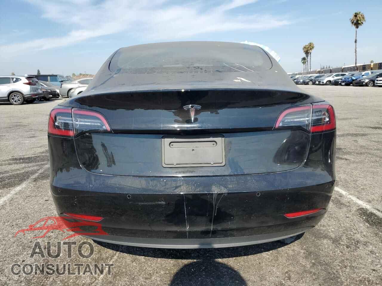 TESLA MODEL 3 2021 - 5YJ3E1EA1MF991383