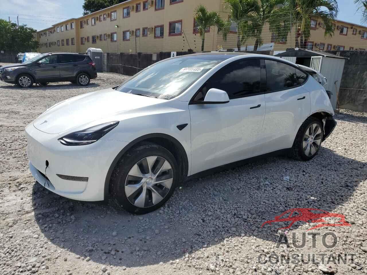 TESLA MODEL Y 2024 - 7SAYGDED2RF010239