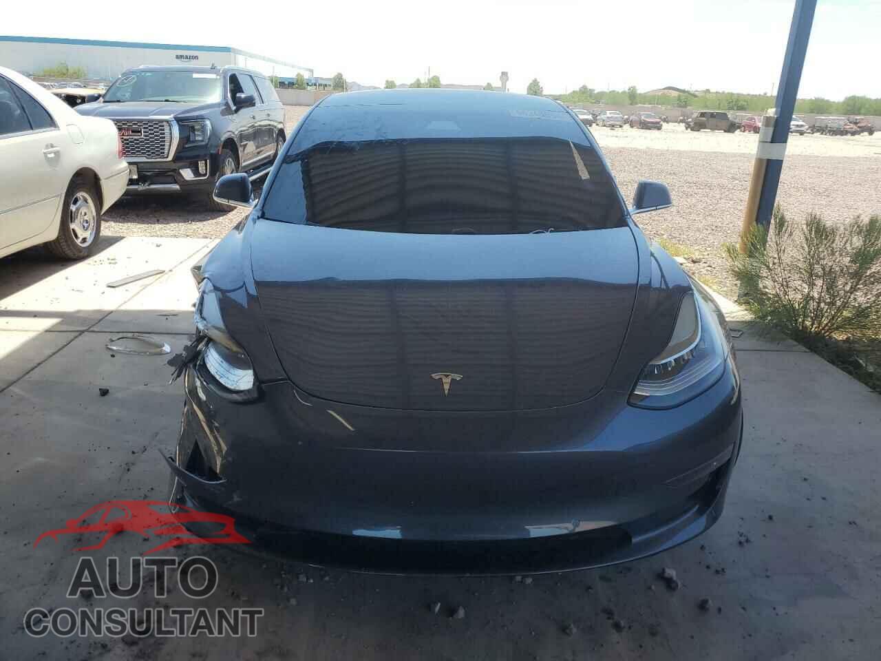 TESLA MODEL 3 2018 - 5YJ3E1EA1JF043576