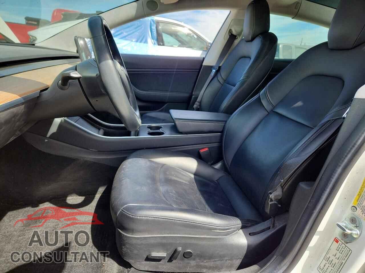TESLA MODEL 3 2017 - 5YJ3E1EA3HF002053