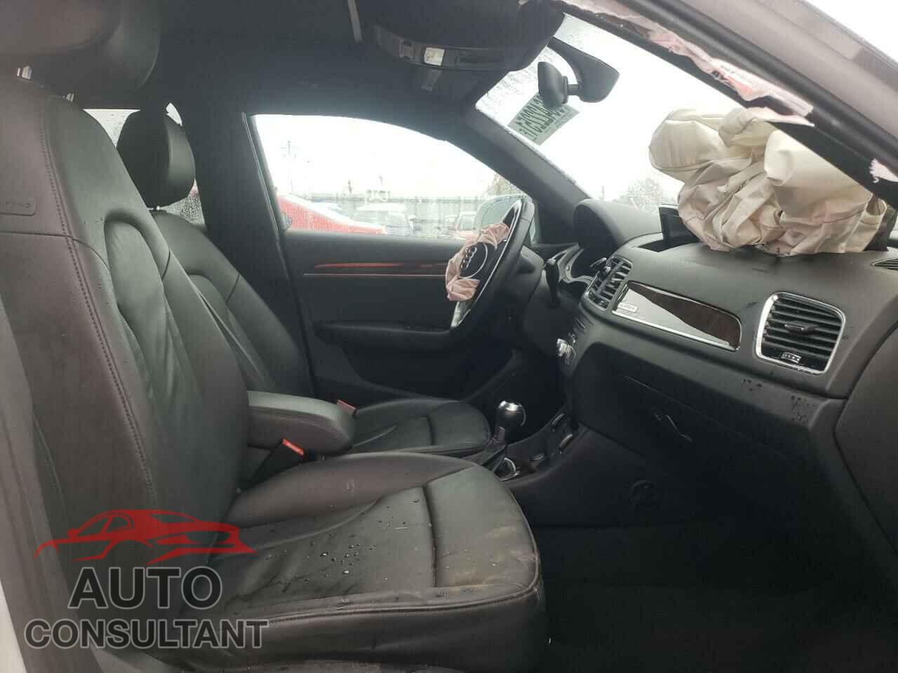 AUDI Q3 2016 - WA1EFCFS7GR021118