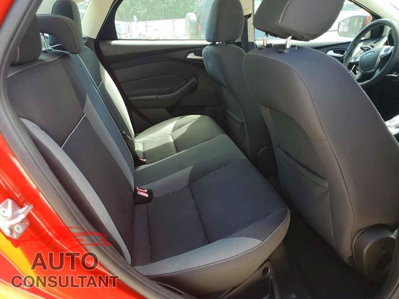 FORD FOCUS 2014 - 1FADP3F27EL345867