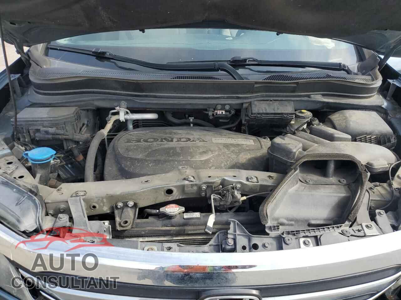 HONDA PILOT 2017 - 5FNYF5H10HB035954