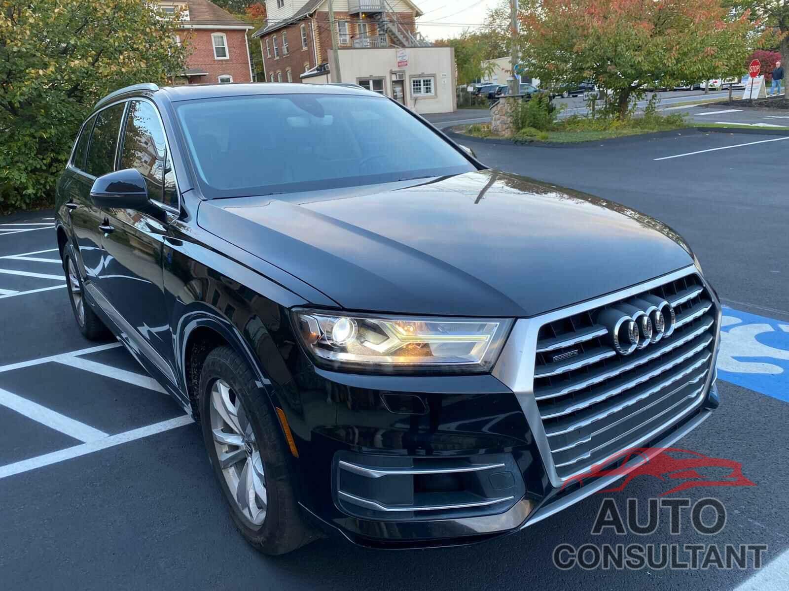 AUDI Q7 2017 - WA1AAAF77HD003245