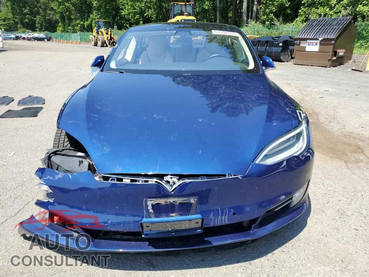 TESLA MODEL S 2017 - 5YJSA1E27HF211022