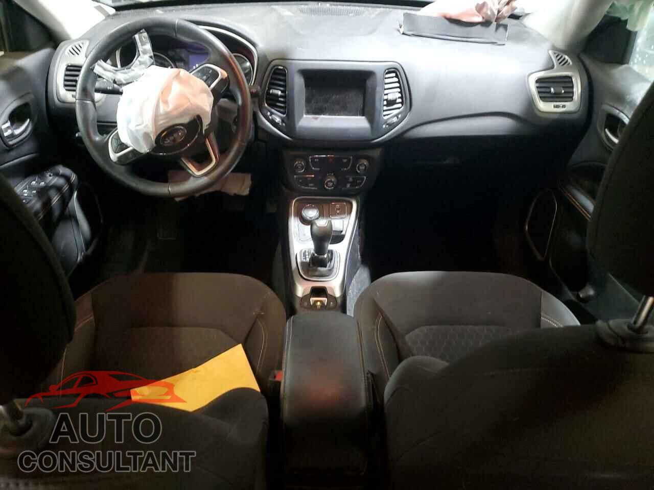 JEEP COMPASS 2020 - 3C4NJDAB1LT132900