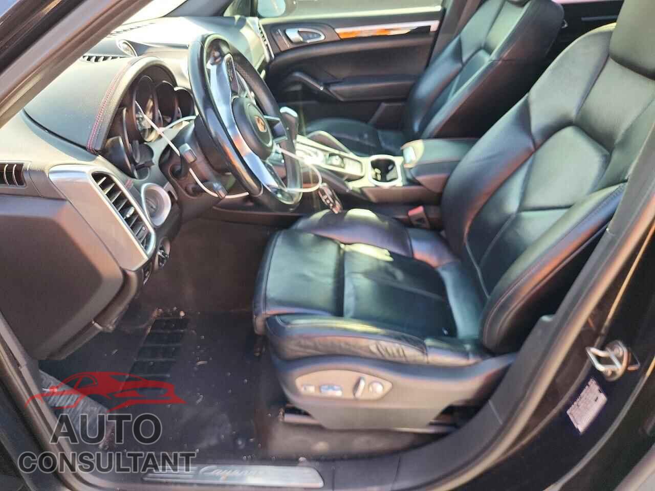 PORSCHE CAYENNE 2016 - WP1AA2A22GLA02336