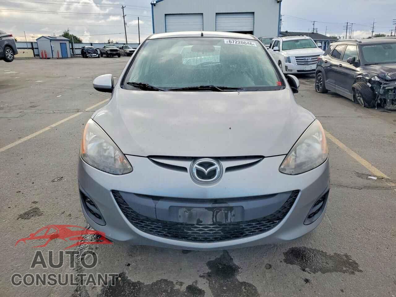 MAZDA 2 2013 - JM1DE1KZ3D0163266