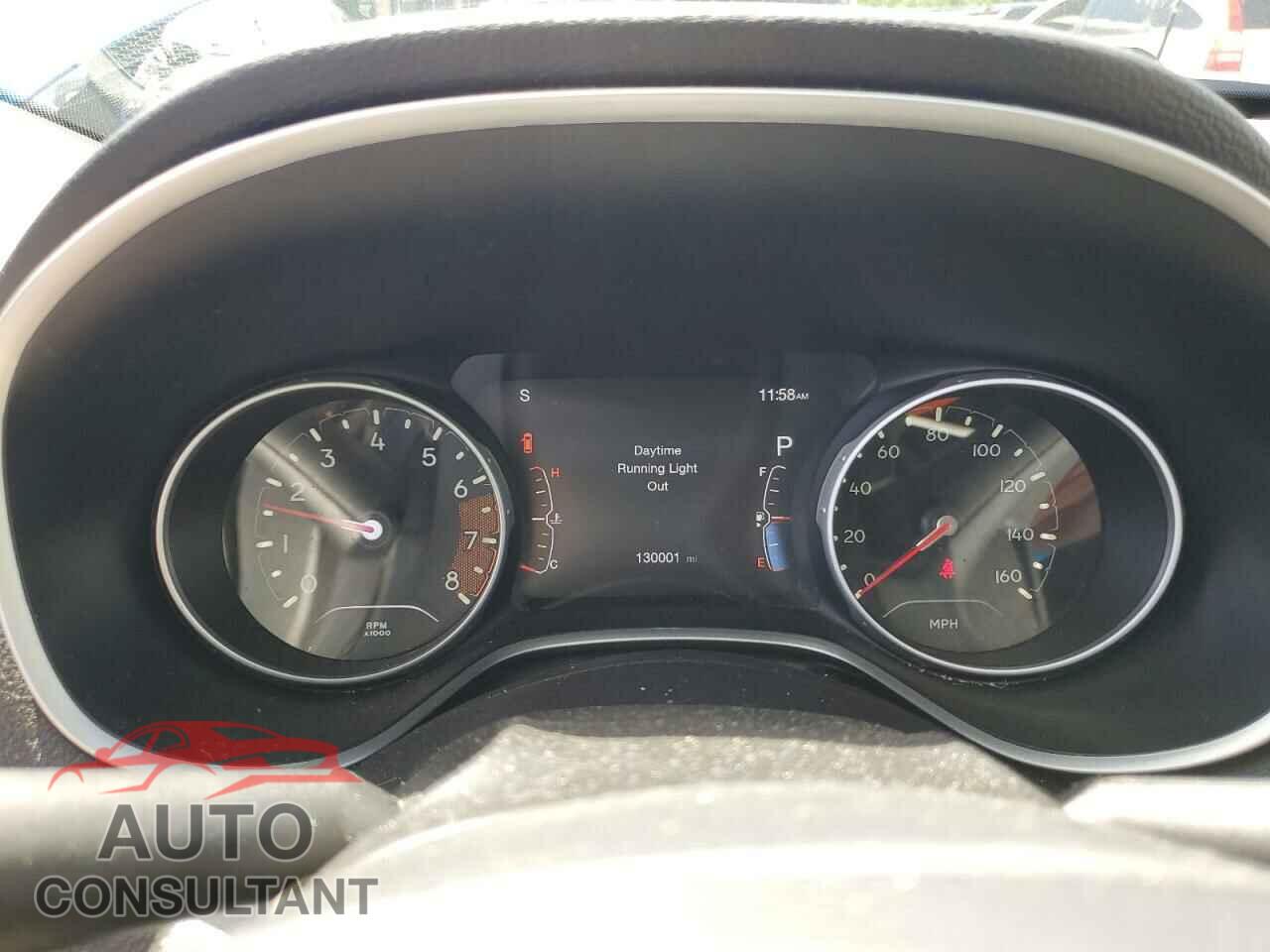 JEEP COMPASS 2018 - 3C4NJDBB7JT100402