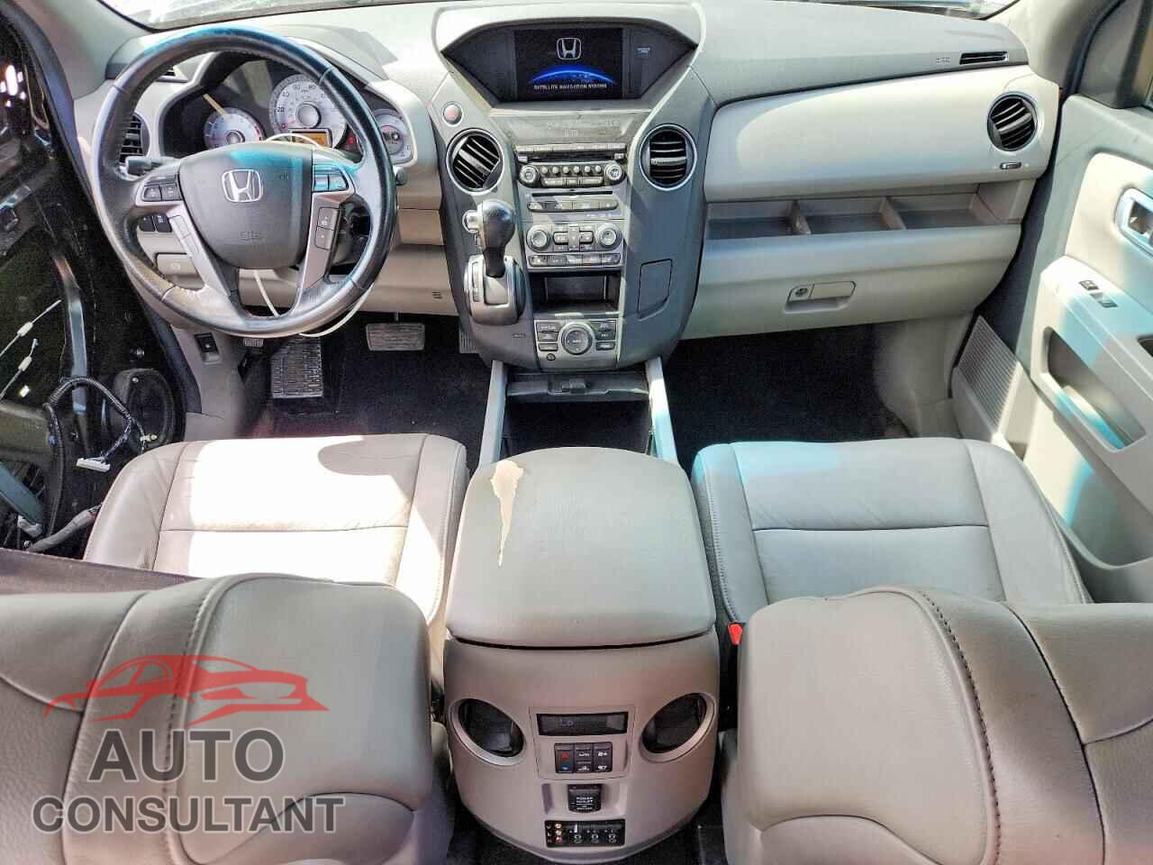 HONDA PILOT 2013 - 5FNYF4H94DB040696