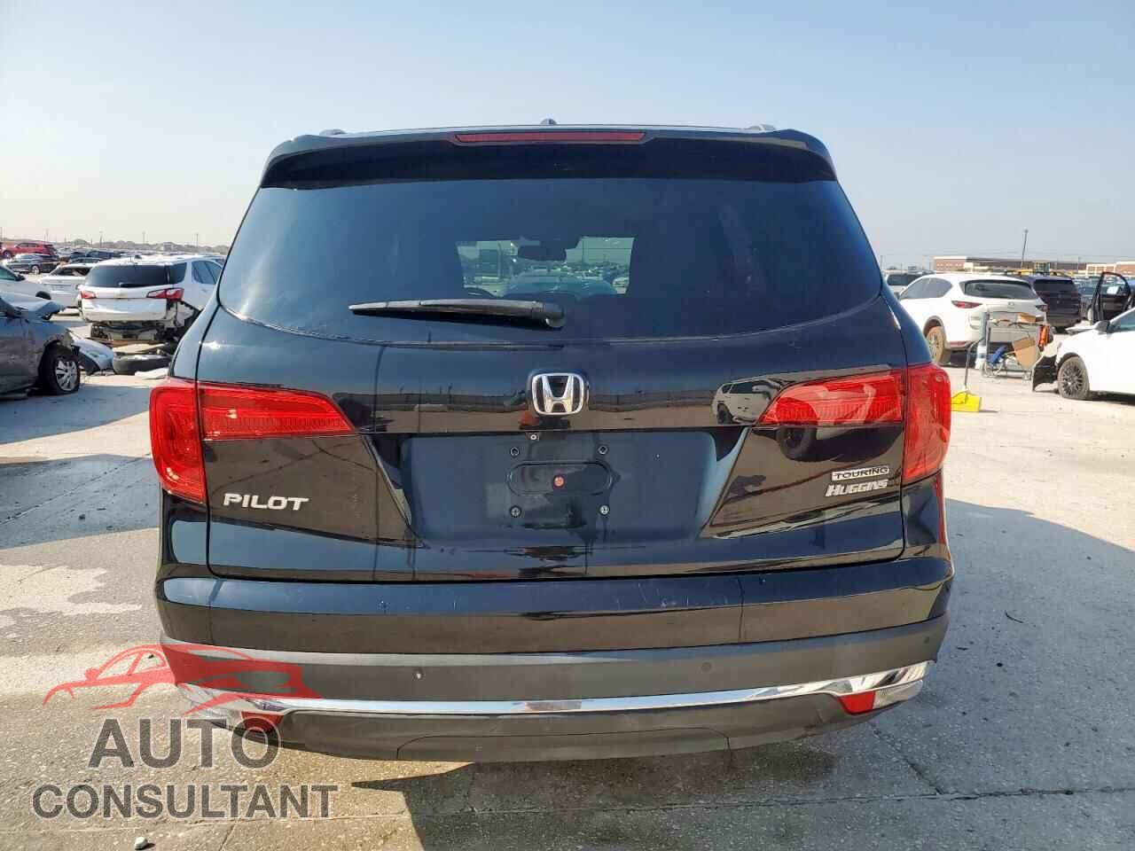 HONDA PILOT 2017 - 5FNYF5H98HB044150