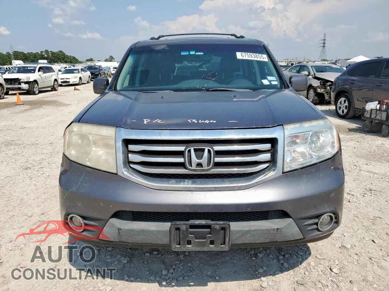 HONDA PILOT 2015 - 5FNYF3H73FB017101