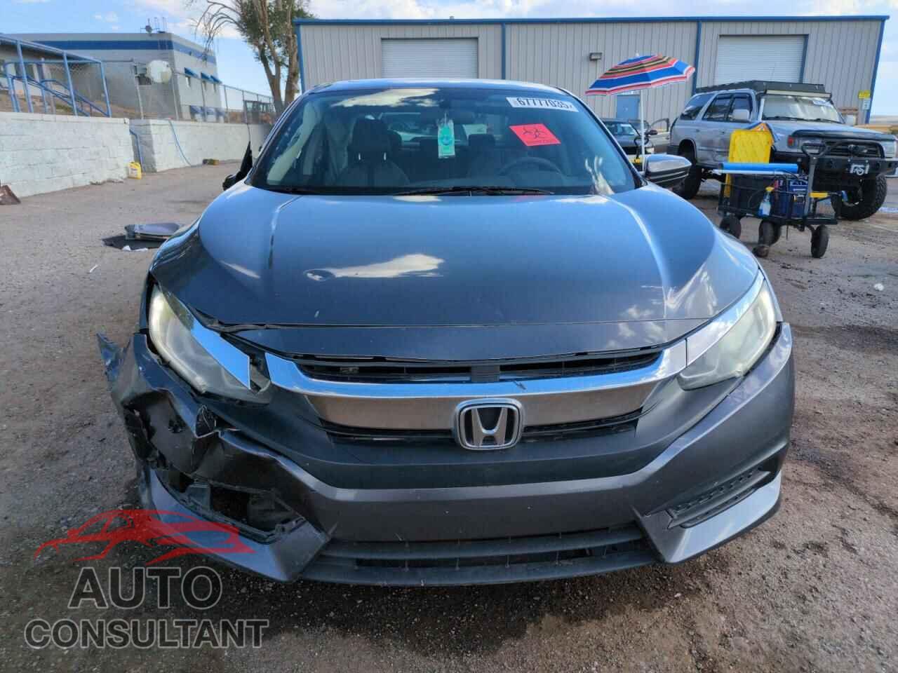 HONDA CIVIC 2018 - 2HGFC2F77JH503993