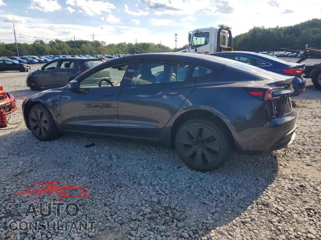 TESLA MODEL 3 2026 - 5YJ3E1EB0TF214801