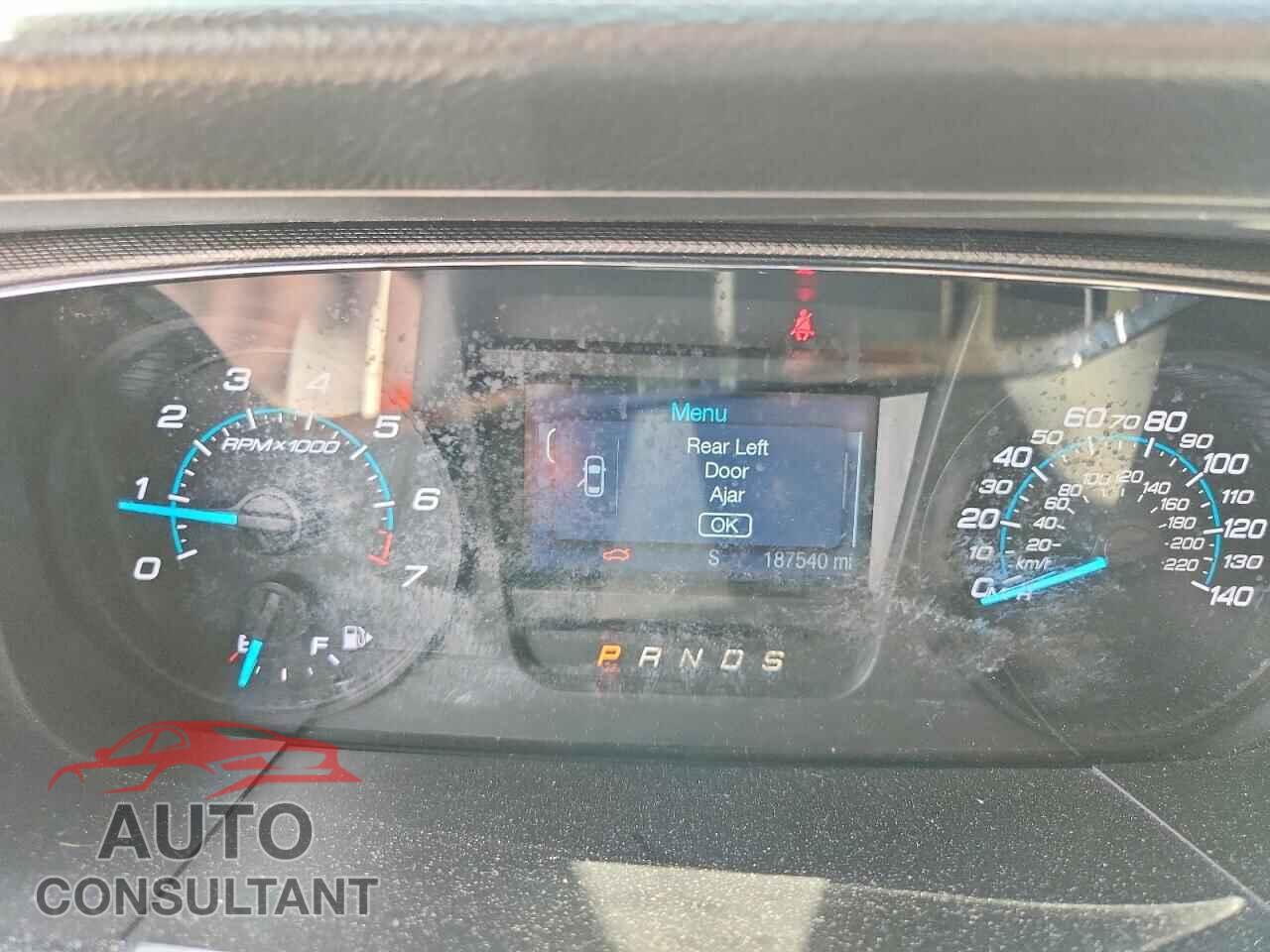 FORD TAURUS 2017 - 1FAHP2D81HG145261