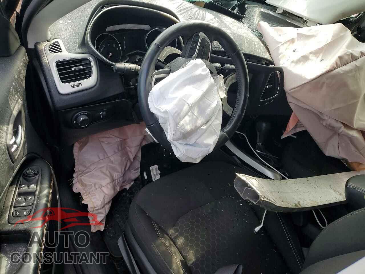 JEEP COMPASS 2020 - 3C4NJCAB4LT118046