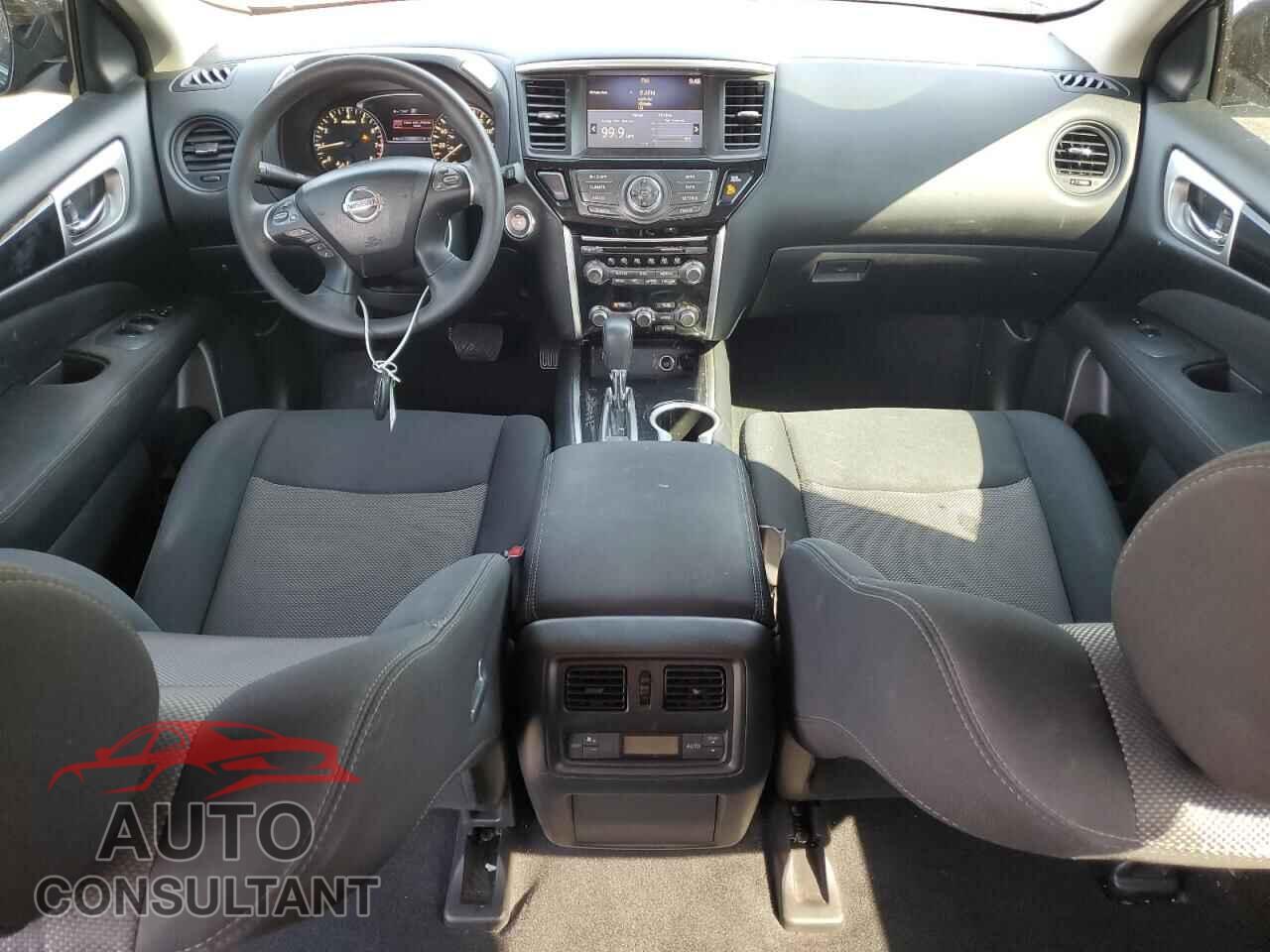 NISSAN PATHFINDER 2017 - 5N1DR2MM0HC660416