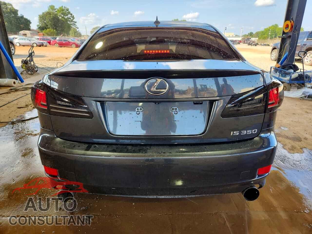 LEXUS IS 2011 - JTHBE5C21B5025434