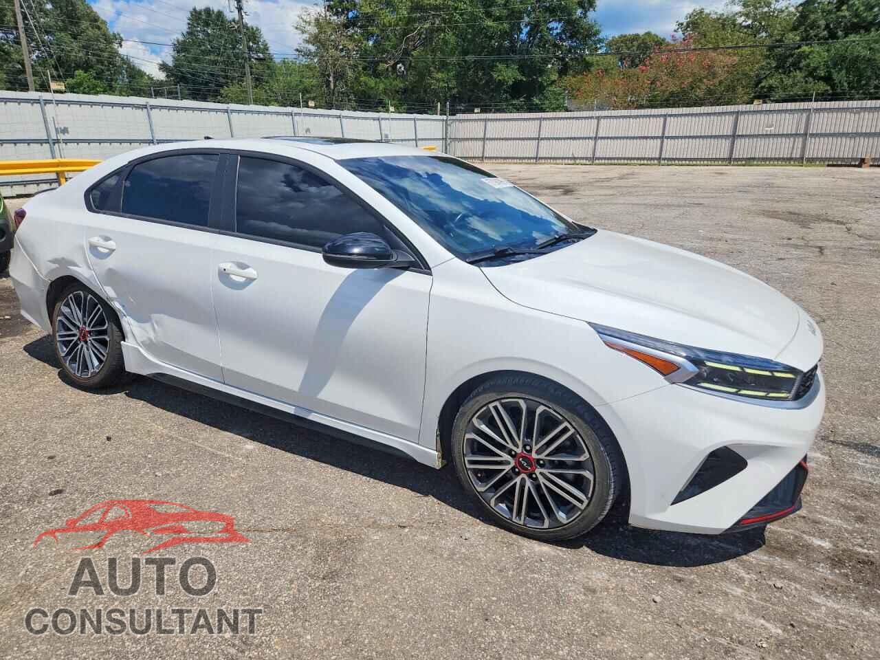KIA FORTE 2023 - 3KPF44AC1PE643733