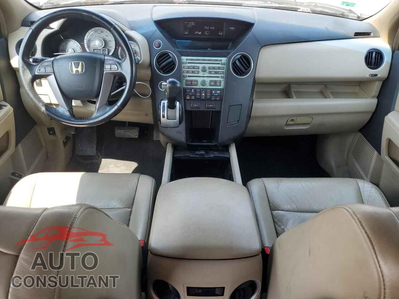 HONDA PILOT 2009 - 5FNYF48689B020688