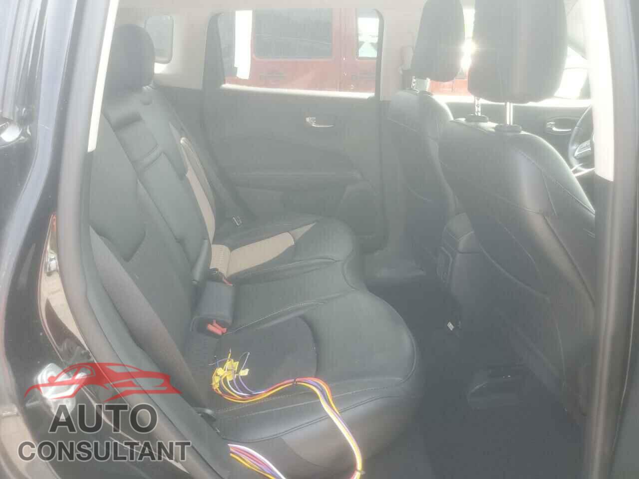 JEEP COMPASS 2019 - 3C4NJDBB2KT748604